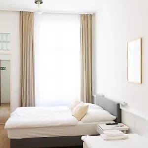 Kibi Self Check-in Guest house Vienna