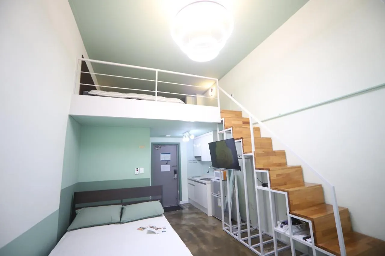 Likeu Guesthouse Seoul 2*,  South Korea